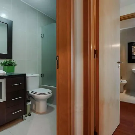 Daire Fully Equipped 3 Bed - Parking. Vila Nova de Gaia