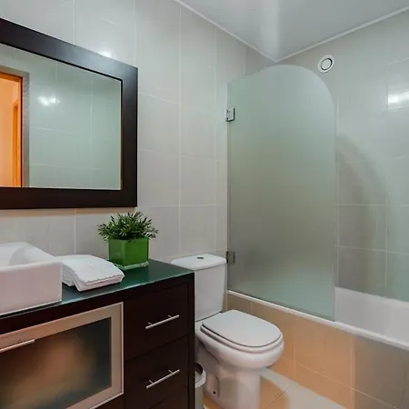 Fully Equipped 3 Bed - Parking