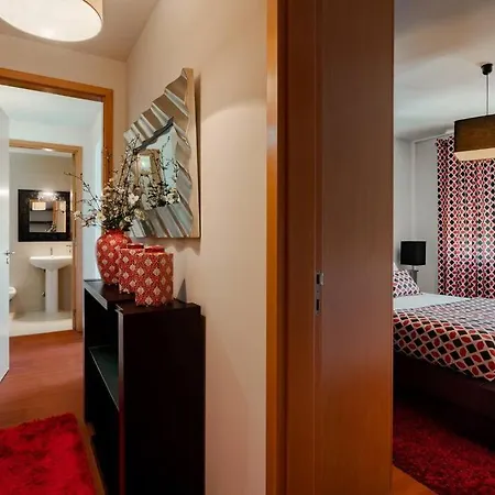 Fully Equipped 3 Bed - Parking