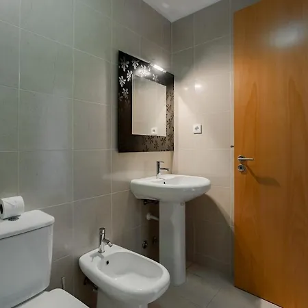 Fully Equipped 3 Bed - Parking Vila Nova de Gaia