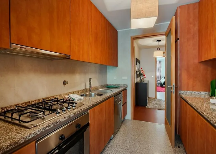 Fully Equipped 3 Bed - Parking Vila Nova de Gaia